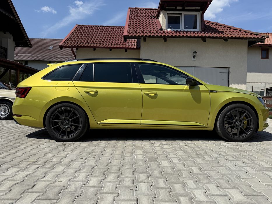 Skoda Superb Combi Sportline 2.0 tsi 4x4 280cp