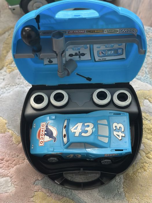 Играчки Disney Cars и други