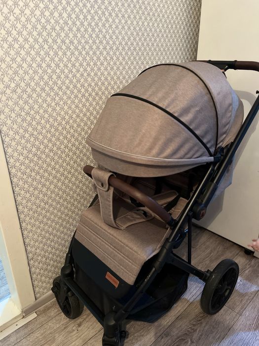 Продам детскую коляску