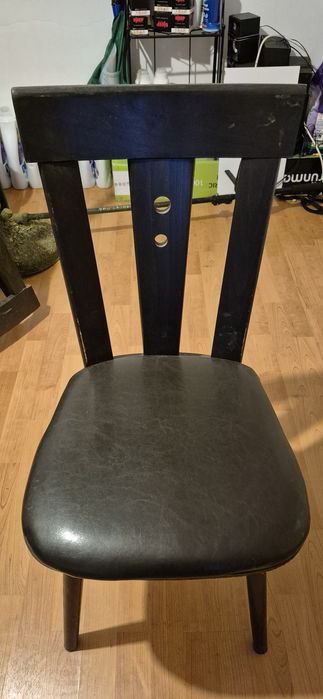Scaune model deosebit