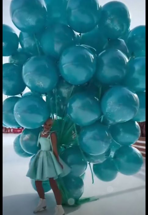 Shar ustiga oʻzingizni lagotipingizni tushirib beramiz Geliviy sharlar