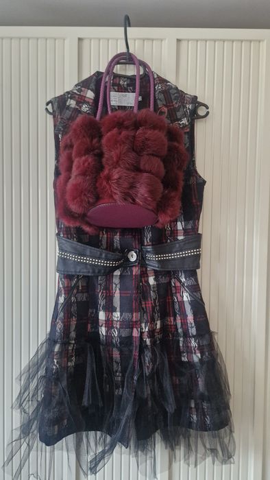 Пухена чанта с дълга дръжка