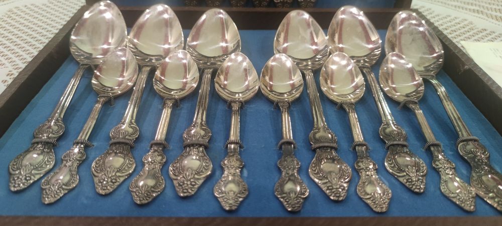 Старинен Аристократичен Руски Комплект Прибори за Хранене