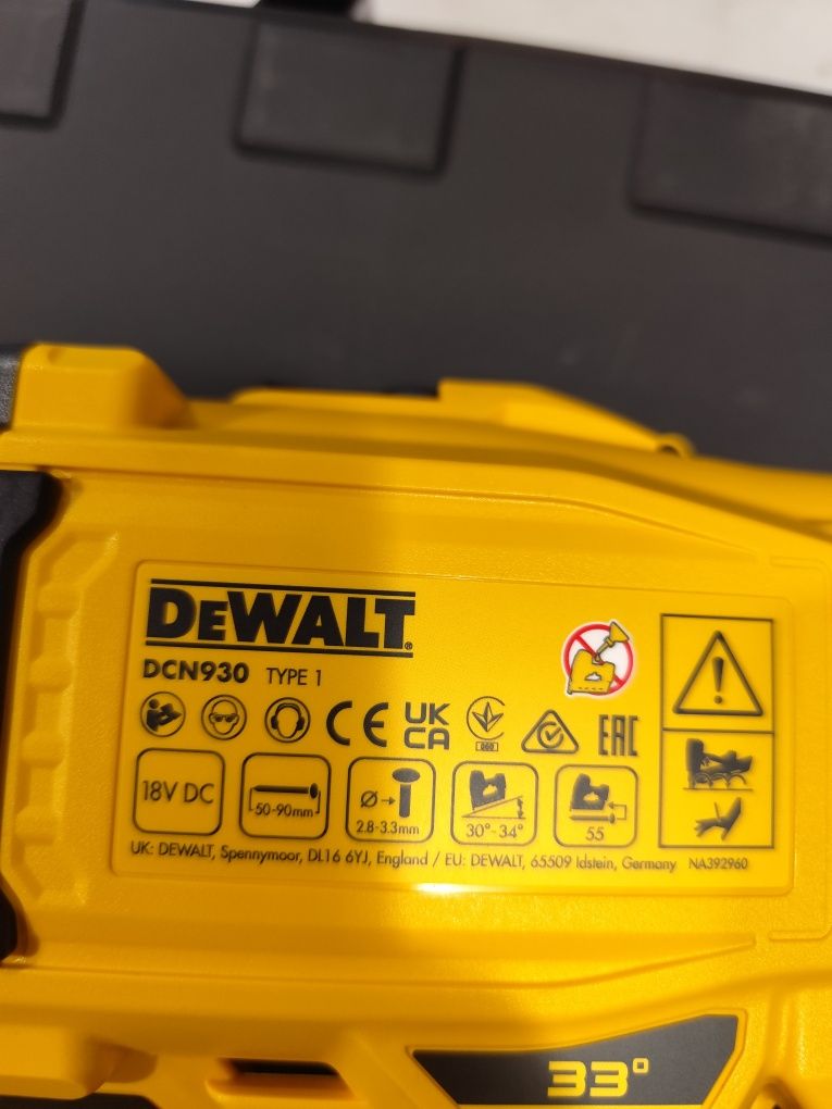 Топ цена пистолет такер за пирони гвоздеи Девалт DeWALT DCN930P2  18V