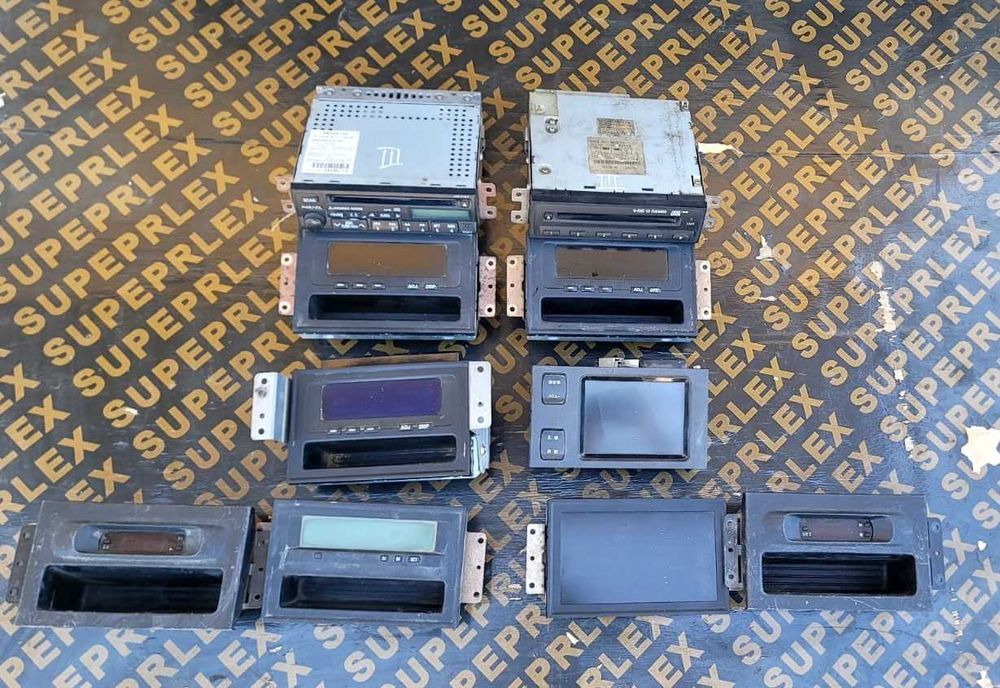 Штатная магнитола  Pajero 3\ Pajero 4