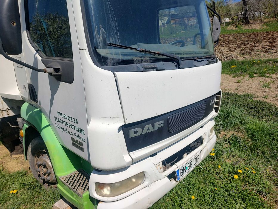 Vând camion apicol DAF,7.5 tone,omologat
