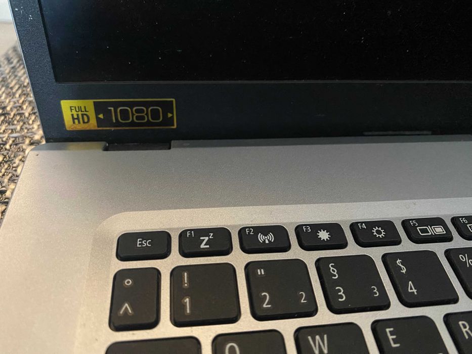 Vand Laptop Acer Aspire 3 pentru piese