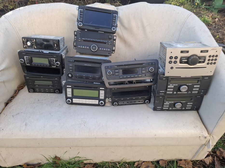 Radio cd vw audi mercedes w212 ford opel golf passat