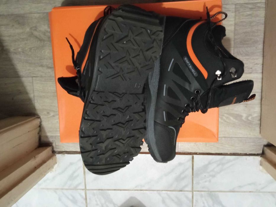 Ghete drumeție rezistente frig si apă