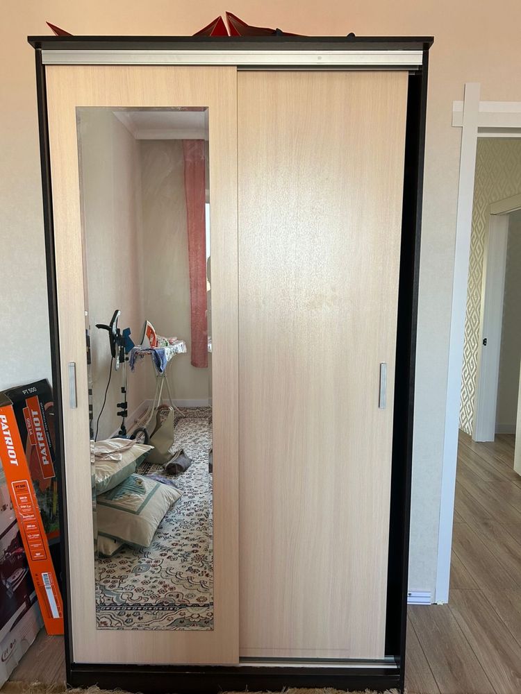 продам шкаф в идеальном состоянии