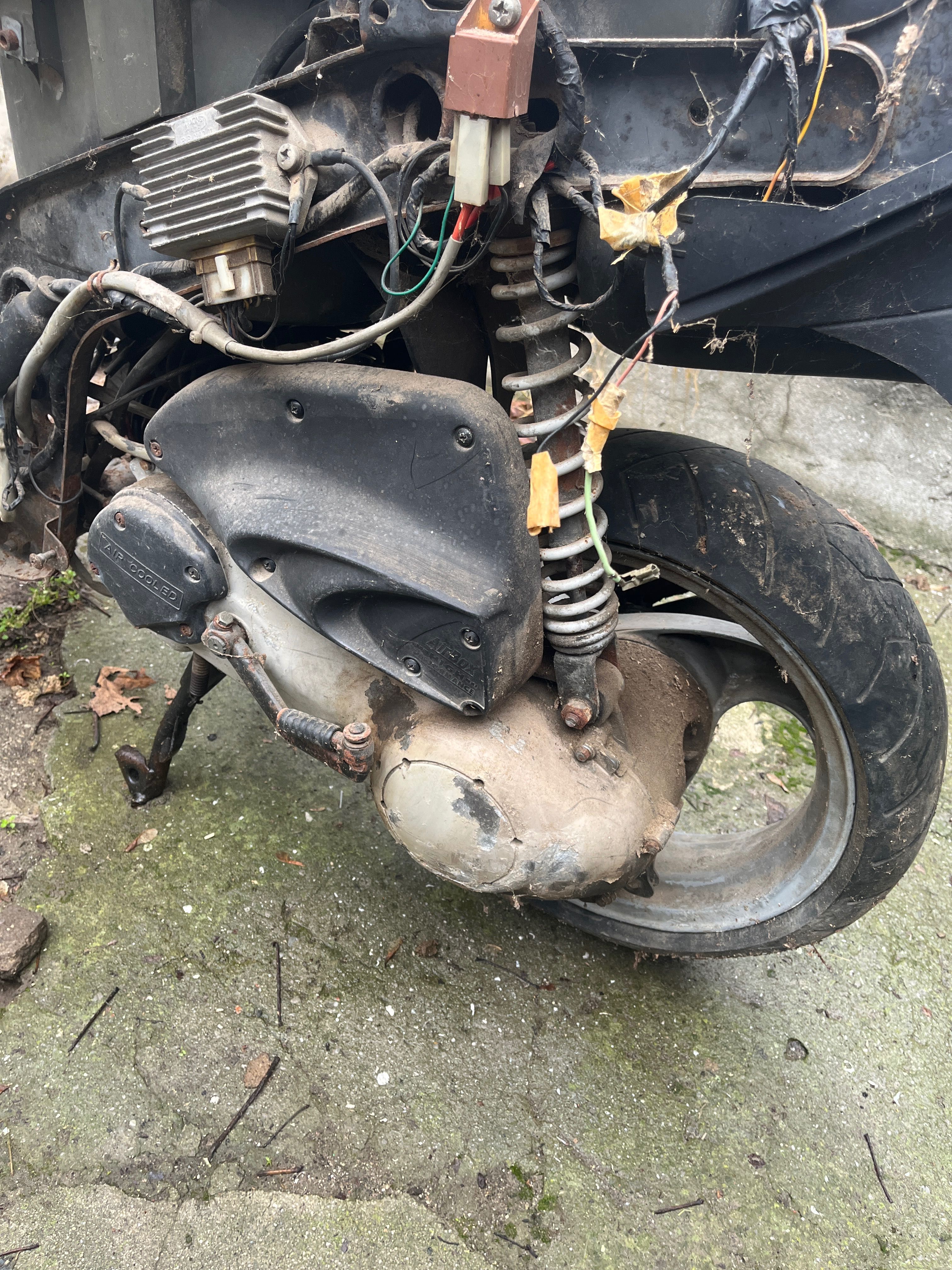 Piaggio nrg на части