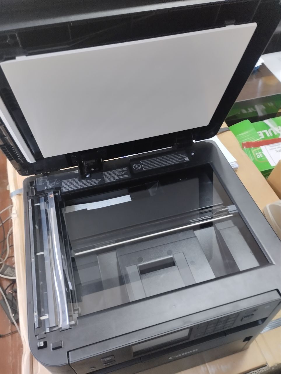 printer yangi 1-zapravkasi tugamagan xolda