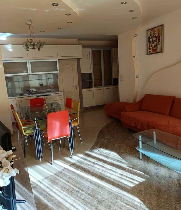 Четиристаен апартамент под наем в ж.к. Гоце Делчев, 2156816