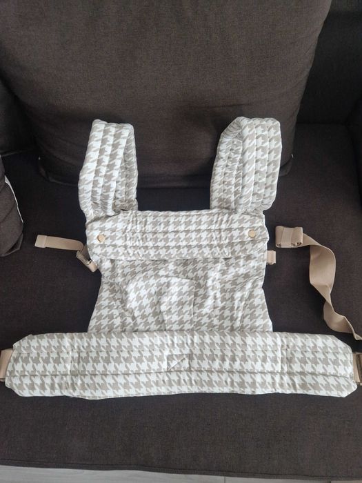 Marsupiu ergonomic nou pentru bebeluși, nefolosit