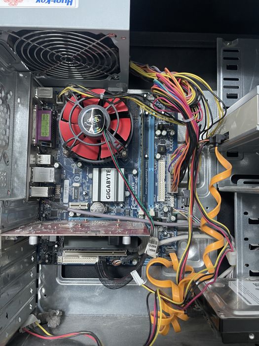 Продам системный блок и монитор и кабель