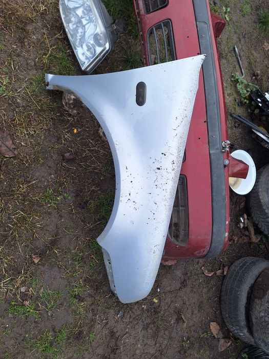 Aripa dreapta fata vw bora!!!