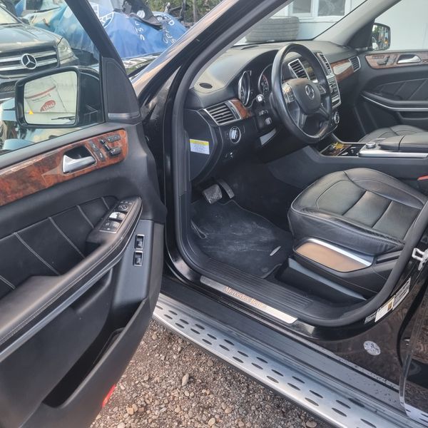 Mercedes-Benz GL550 W166 AMG packet на части