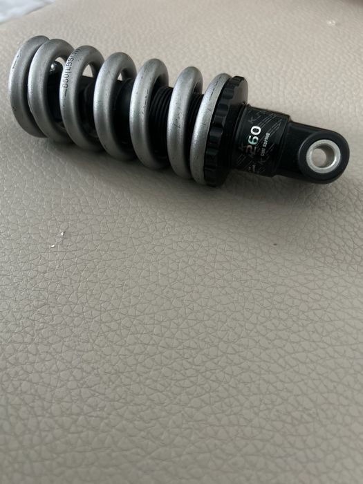 Amortizor bicicletă calitate superioară K260 cu arc elicoidal 130 mm