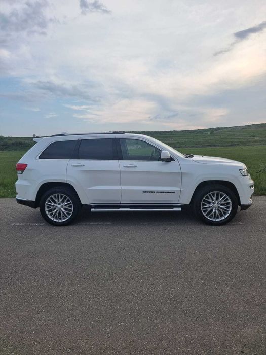 Jeep Grand Cherokee SUMMIT