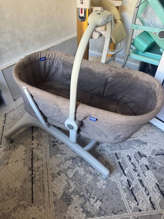 Chicco-люлька,кроватка,стул.