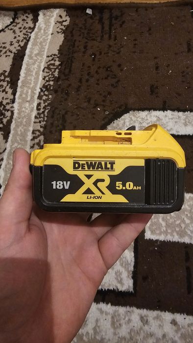 Dewalt аккумулятор