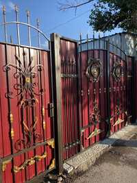 Ворота, козырьки, кованые ворота, калитки, фермы,навес,железная дверь