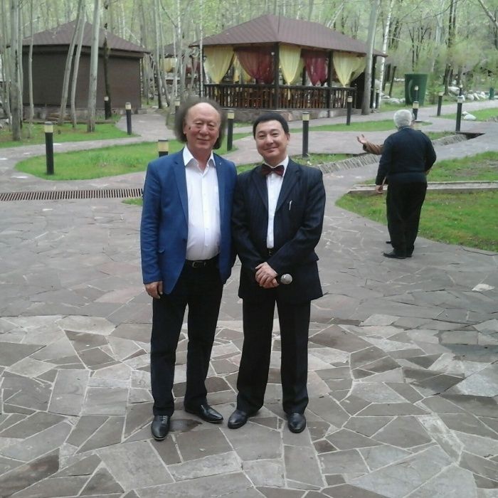 Алма-Ата на двух яз