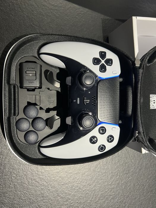 Controller wireless Sony DualSense Edge pentru PlayStation 5