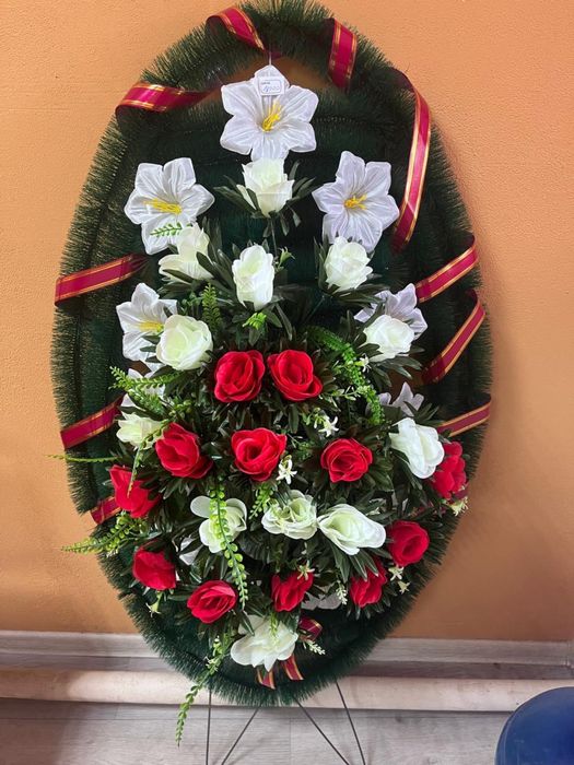 Венки от 5 тыс до 15 тыс