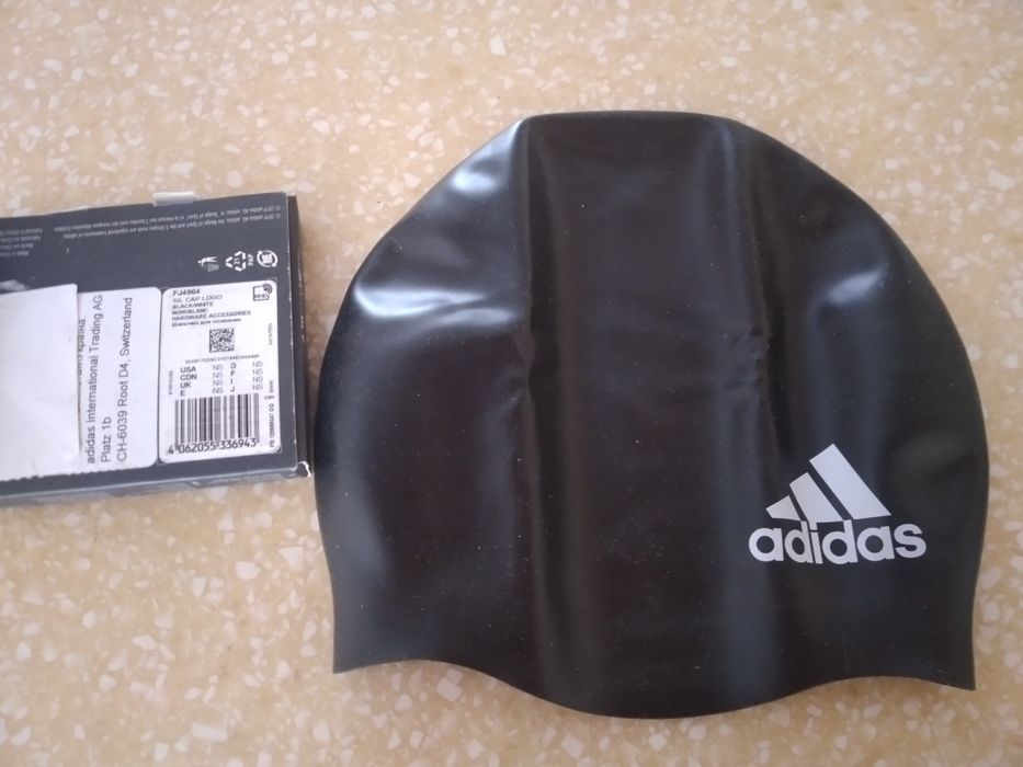 Шапочка для плавания "ADIDAS" + подарок.