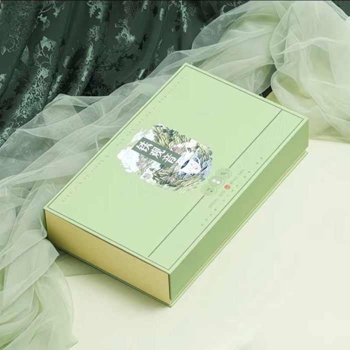 Китайский зелёный чай Анси Те Гуань Инь в подарочном каробке
