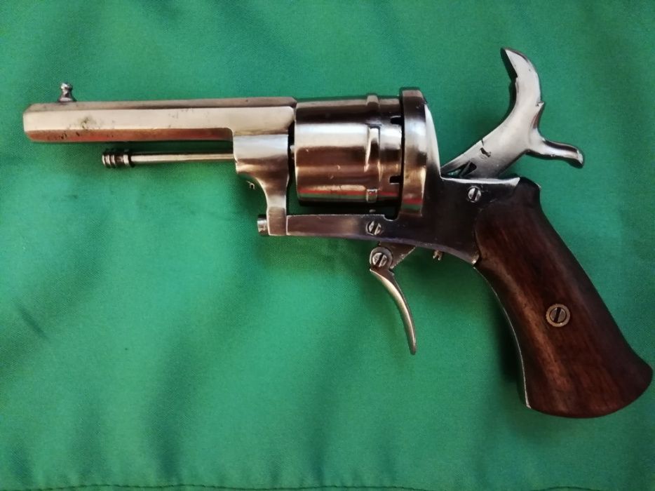 Револвер Лефуше. 1864г. 7мм.пистолет белгийски старинен автентичен