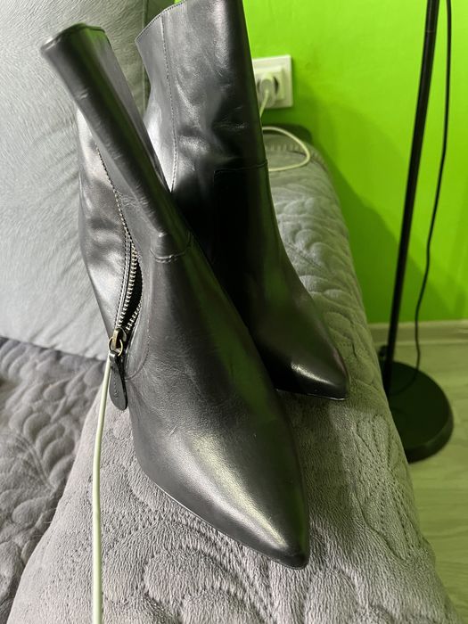 Боти на той естествена кожа