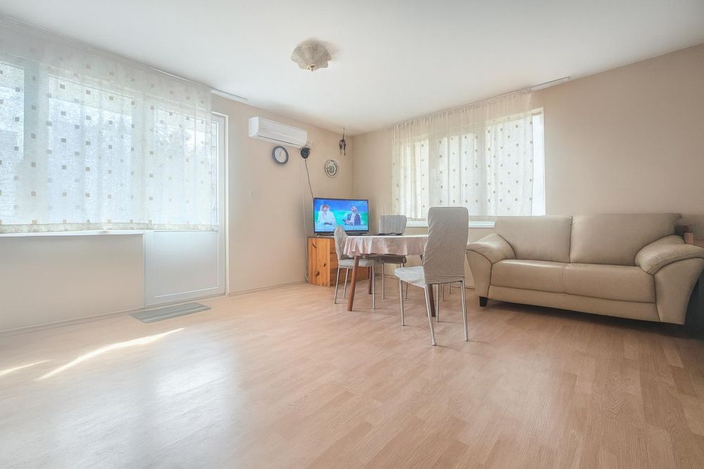 Дава се под наем Двустаен апартамент в Пловдив, Мараша - 72 кв.м за 459 € - Снимка #1