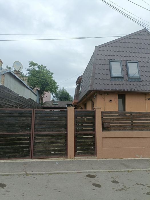 Casa de vanzare parter + mansarda inalta, 14 min metrou Pantelimon