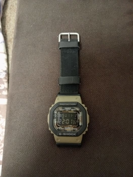 мужские японские часы Casio G-Shock DW-5610SUS-5ER.