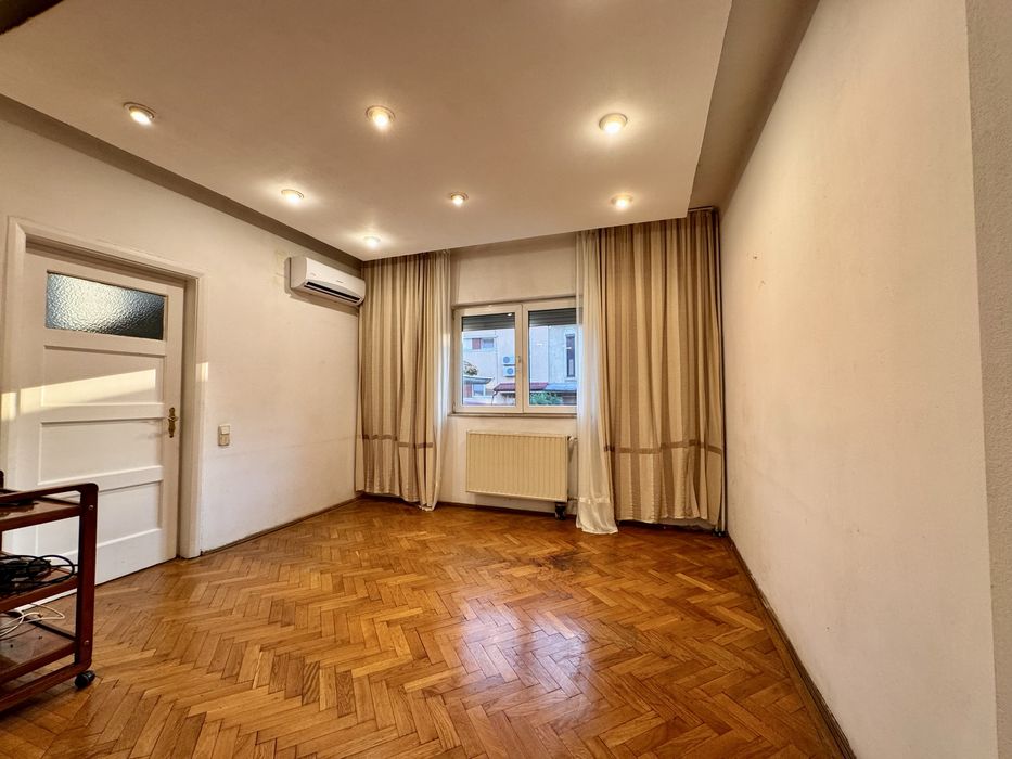 Casa Vatra Luminoasa | Garaj | Curte 100 mp