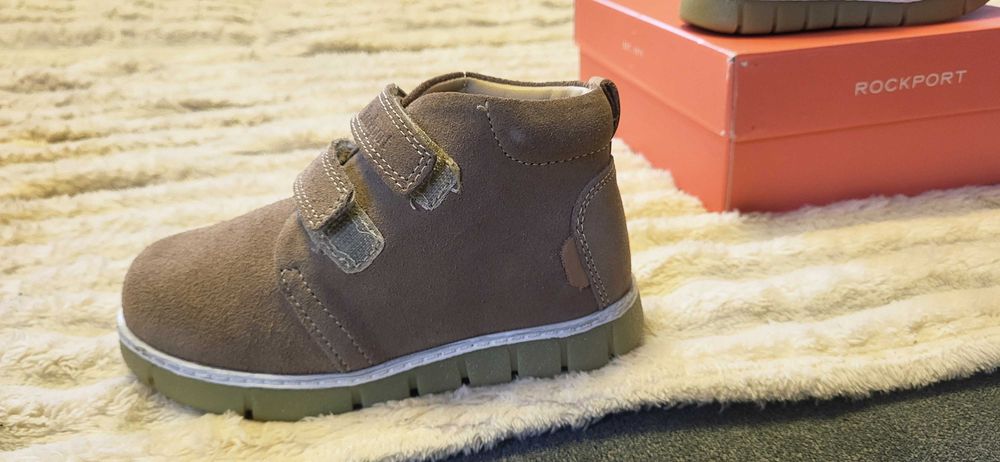 Pantofi pt copii marimile 26&27 din piele noi(Rockport Bonita)