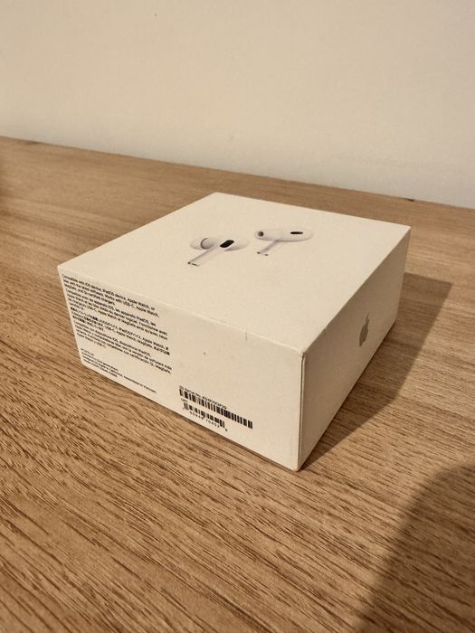Продавам чисто нови Apple AirPods Pro 2 (USB-C)