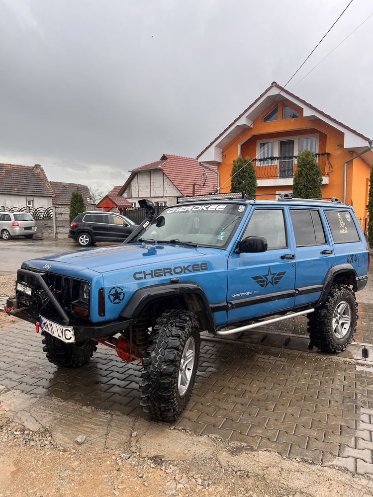 Jeep Cherokee XJ M47 Off-road