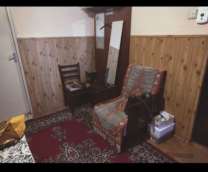 Căutăm colege apartament Ștrand 500 lei/camera