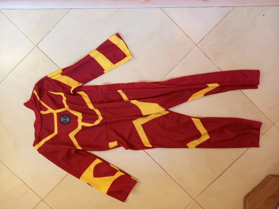 Костюм на айрън мен железния човек