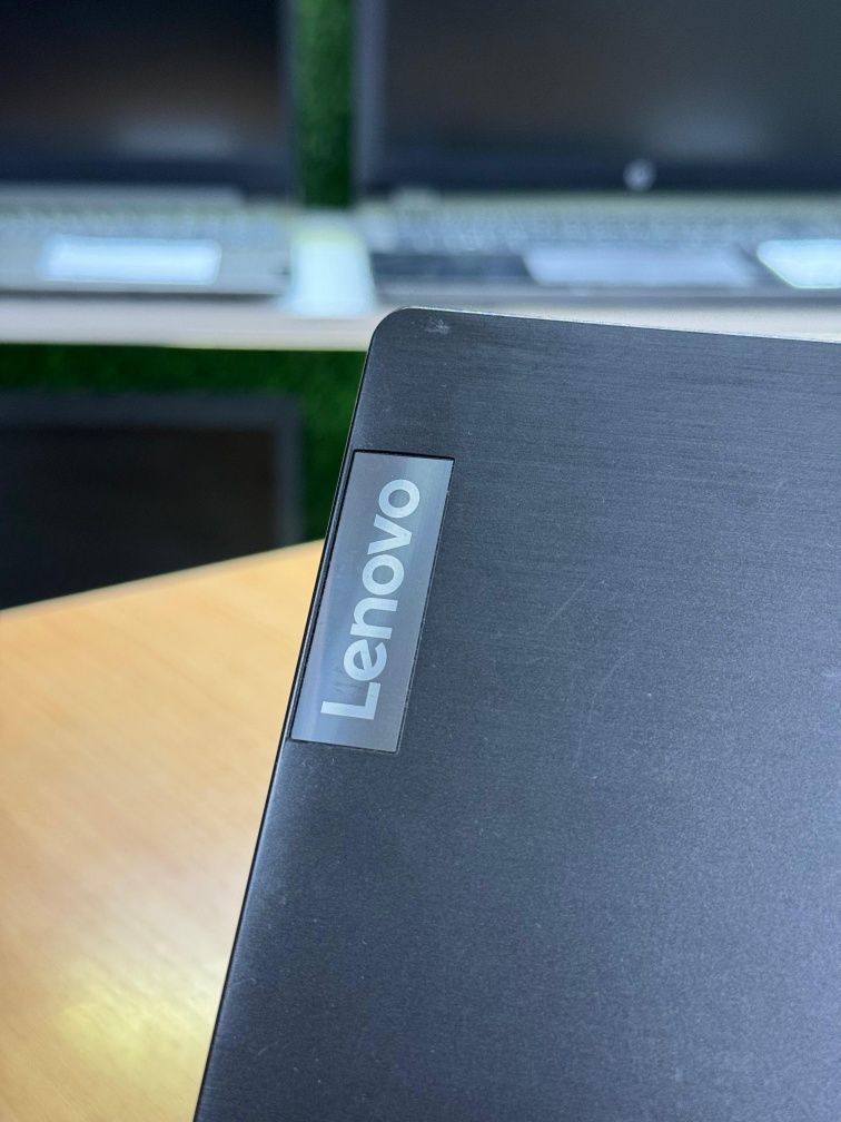 Ноутбук для офиса Core i5/10 SSD 240Gb Озу8Gb