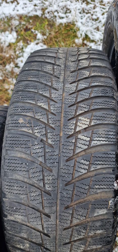 Anvelope 215/60/16 bridgestone