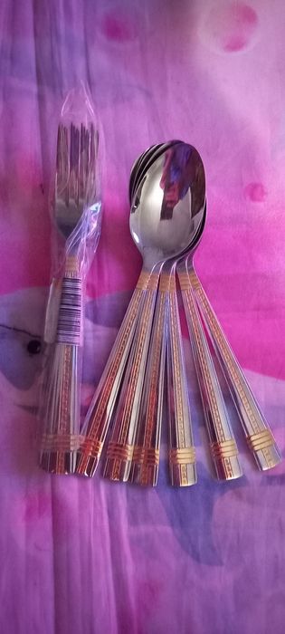 Столовые приборы