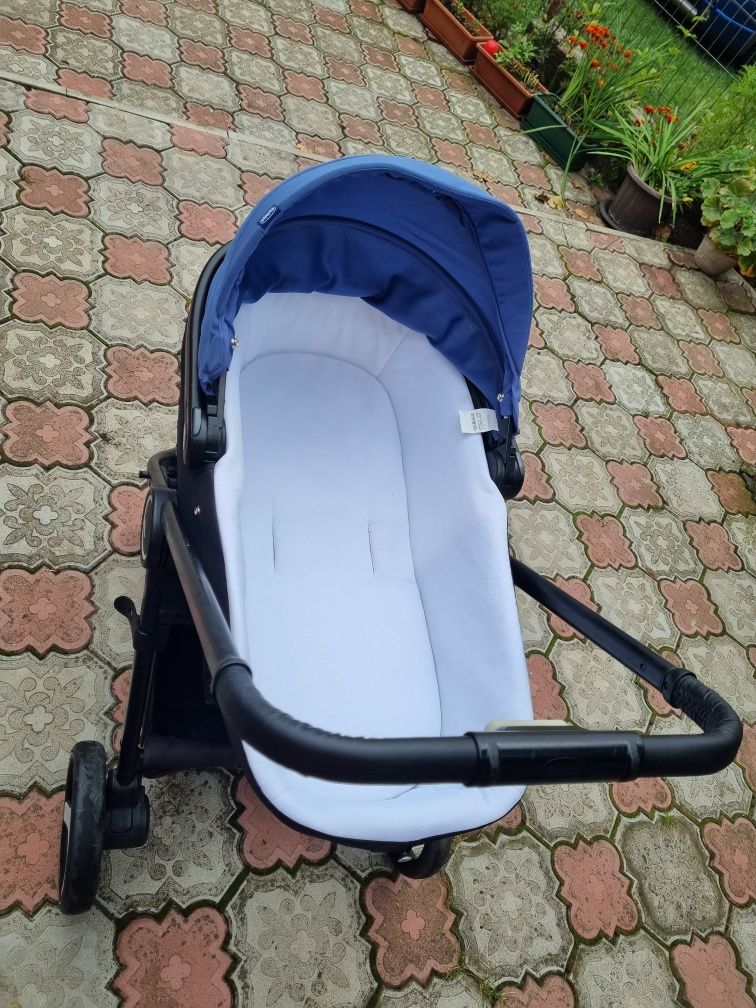 Carucior 3 in 1 chicco trio best friend