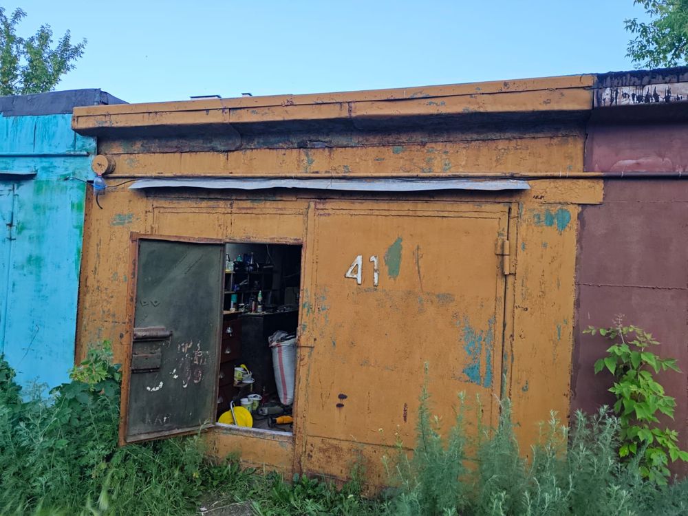 Продается гараж центре города