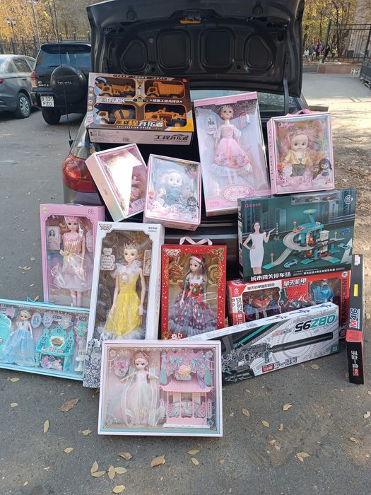 Игрушки новые разные