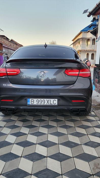 Mercedes cupe AMG  63 pachetul