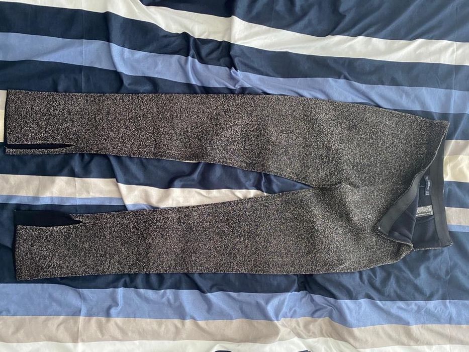 Pantaloni cu sclipici Zara